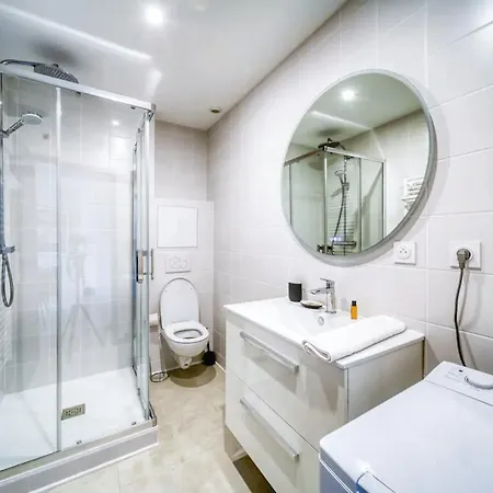 #gt Le Joli Berthelot T2 Renovated & Air-conditioned Tram Apartment