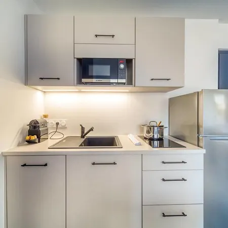 Apartment #gt Le Joli Berthelot T2 Renovated & Air-conditioned Tram *